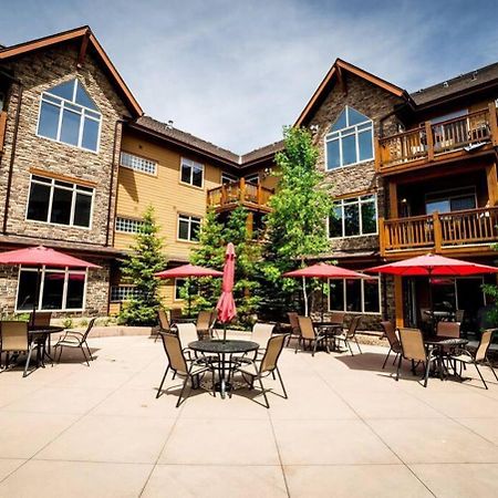 Spacious Penthouse Suite-King Beds-Pool & Hot Tub Canmore Eksteriør billede